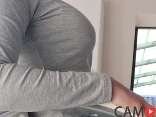 PassionFruittt&rsquo;s BongaCams Profile Image