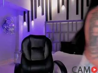 Picture of nickylawson from Camsoda