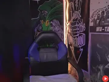 elle_uwu&rsquo;s Chaturbate Profile Image