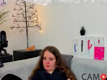 lovelylola_fr&rsquo;s Chaturbate Profile Image