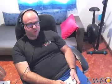 ravingr3d3’s (Chaturbate) Photo