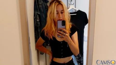 roxyrayy’s (Cherry.tv) Photo