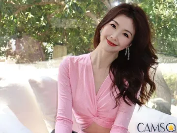 xiaoping’s (LiveJasmin) Photo