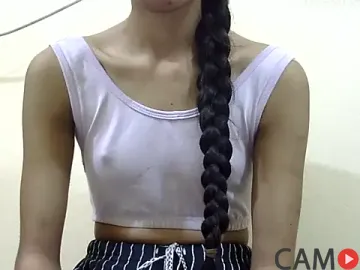 Anu_tiny&rsquo;s Stripchat Profile Image