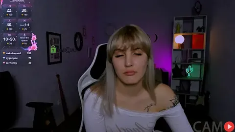 catherine_kitty’s Stripchat Profile Image