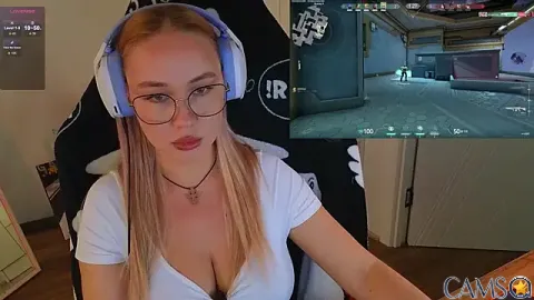Emili1-’s (Stripchat) Photo