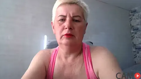 NicoleOlla’s Stripchat Profile Image