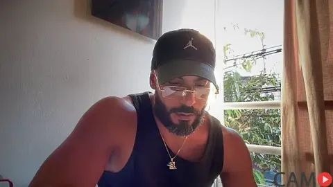 romeolovedark&rsquo;s Stripchat Profile Image