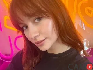 NicolMoon&rsquo;s XloveCam Profile Image